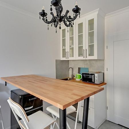 Szafarnia Apartment กดัญสก์ ภายนอก รูปภาพ