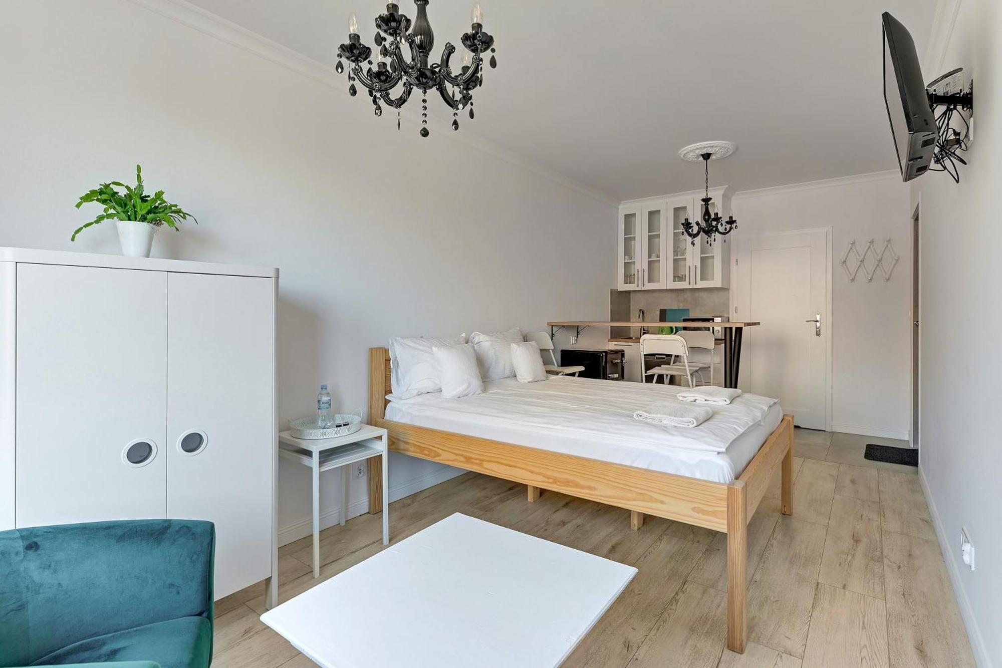 Szafarnia Apartment กดัญสก์ ภายนอก รูปภาพ